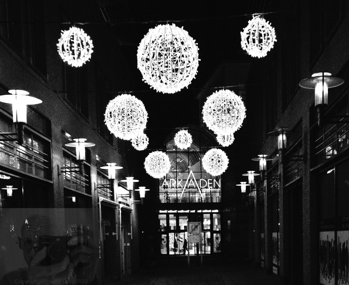 An empty arcade at Christmas