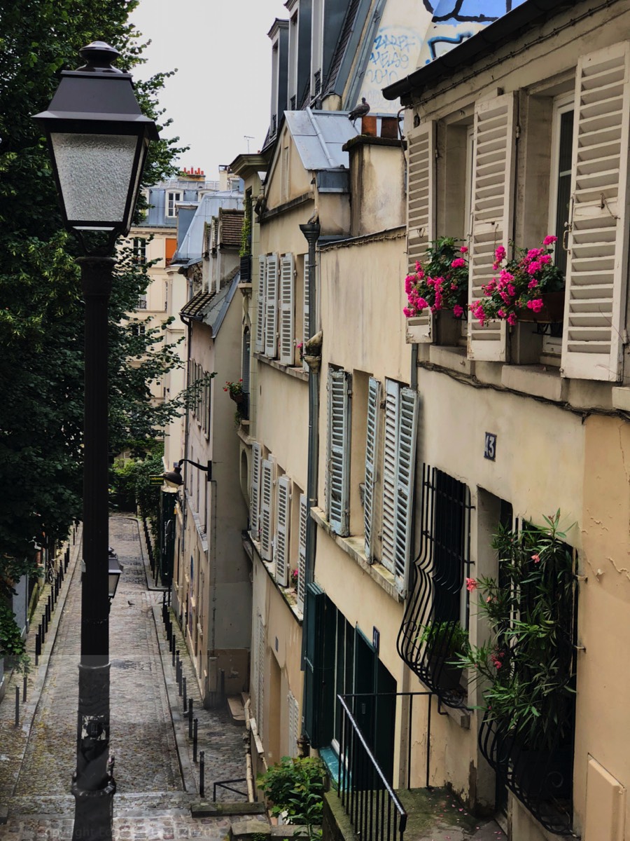 Got lost in Paris. No Tourists here