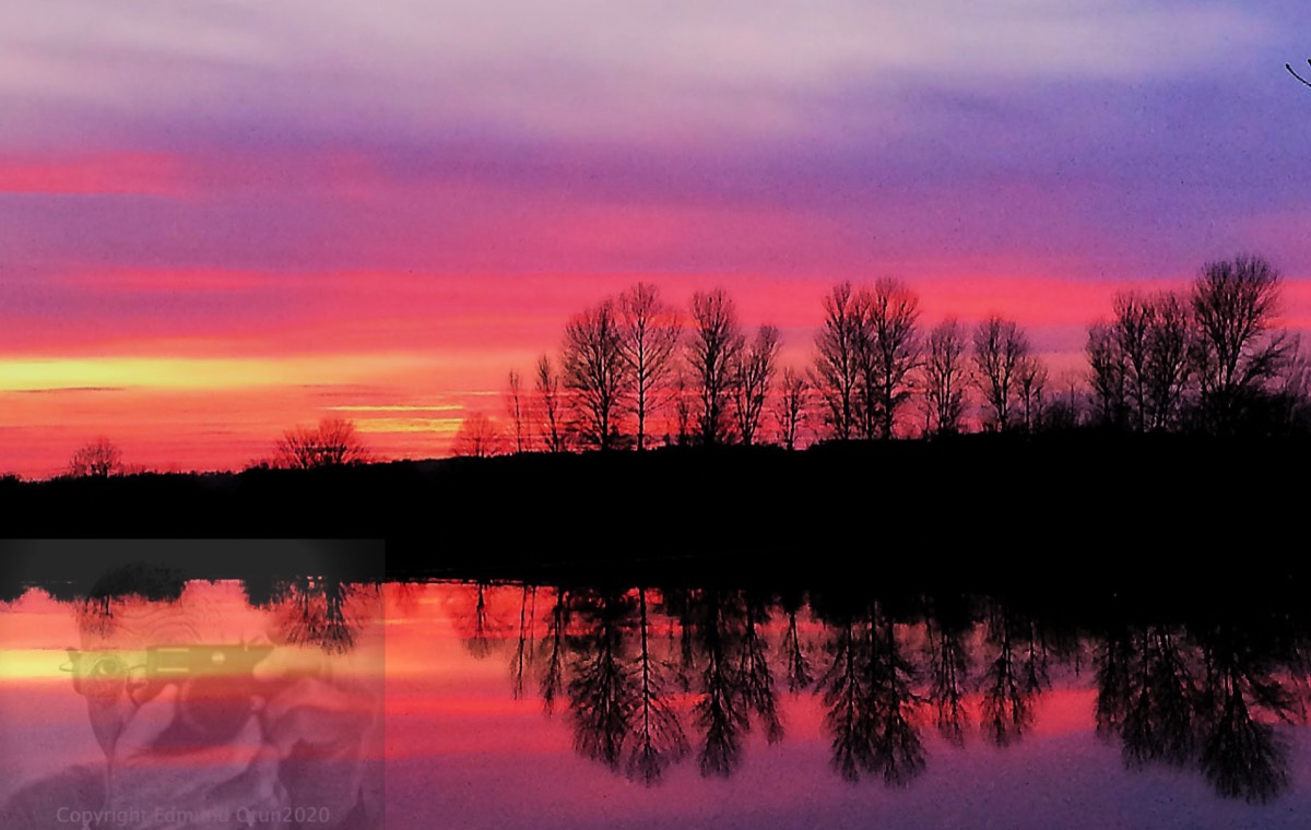 Surreal sunset over the Thames
